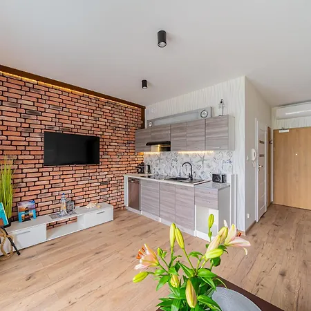 Latarnik - Dwupokojowy 350 M Od Plazy, Sunset Resort, Klimatyzacja, Parking W Cenie Apartment