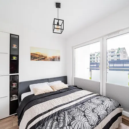 アパート Latarnik - Dwupokojowy 350 M Od Plazy, Sunset Resort, Klimatyzacja, Parking W Cenie グジボボ