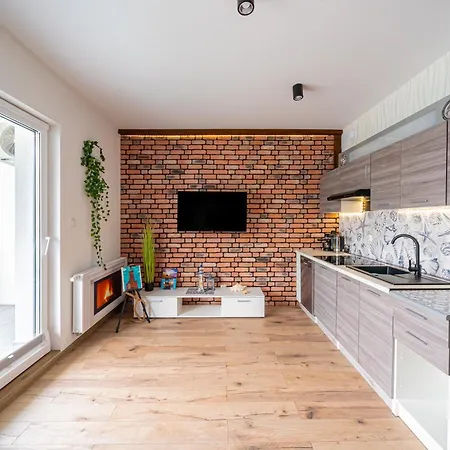 Latarnik - Dwupokojowy 350 M Od Plazy, Sunset Resort, Klimatyzacja, Parking W Cenie